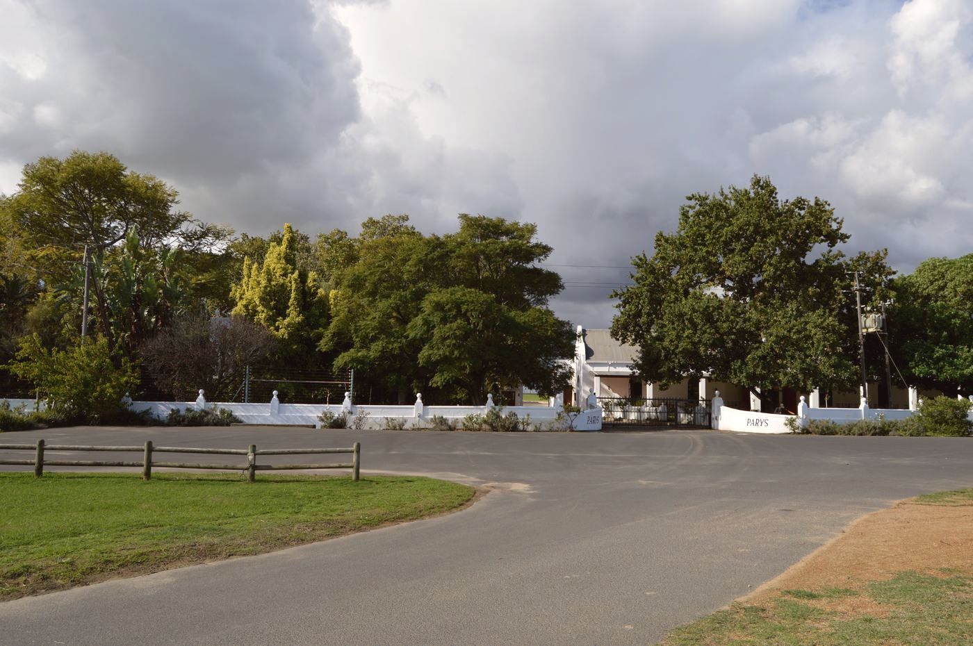 Klein Parys Vineyards wine estate grounds, Paarl Cape Winelands